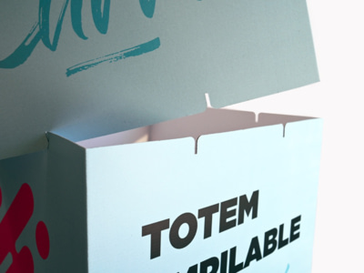 Totem PLV en carton