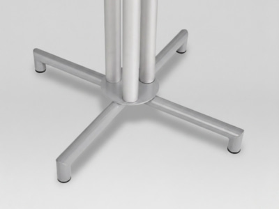 Pieds de table