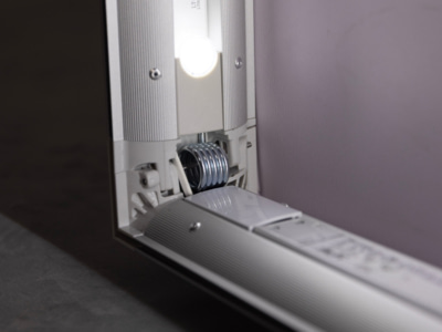 totem_lumineux_pliable_detail_pli