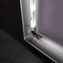 Totem Lumineux LED Personnalisé | Tissu Imprimé Pas Cher
